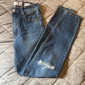 Cotton:on Mid Cropped Skinny Sz 6 stretchy blue Jean